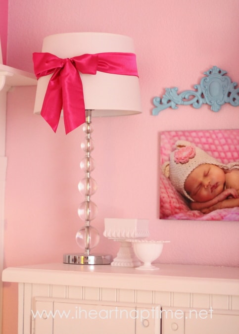 Pretty satin bows lamp shade