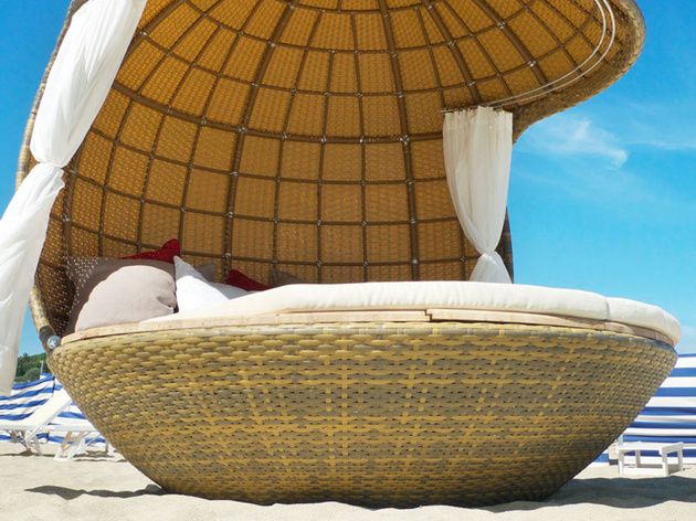 stylish-beach-cocoon-seating