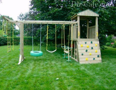 Готовая площадка с качелями Готовая площадка с качелями