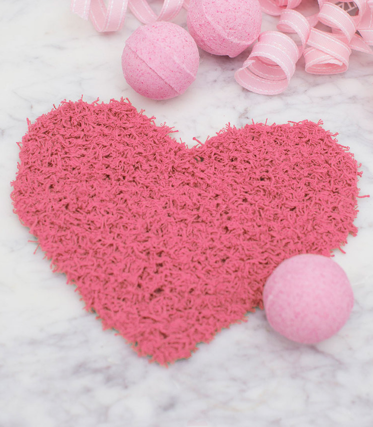 Free Knitting Pattern for Loving Heart Scrubby