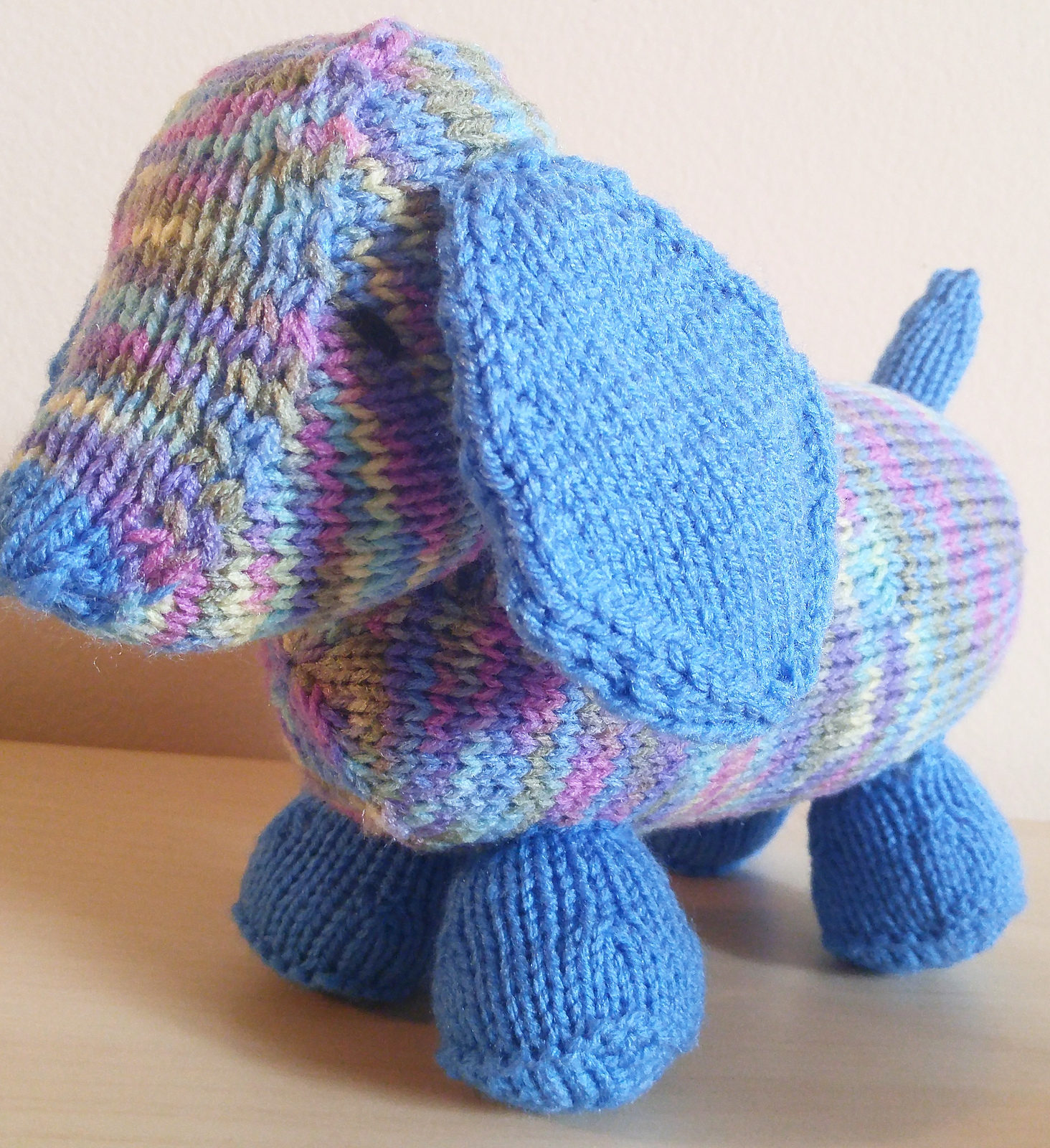 Free Knitting Pattern for Luis The Long Puppy