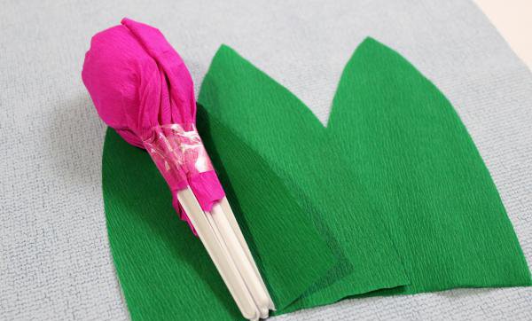 Как сделать тюльпаны из гофрированной бумаги – схема, фото 19